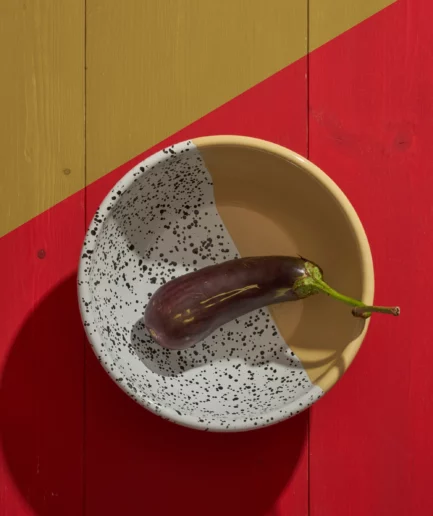 Duża miska emaliowana żółta